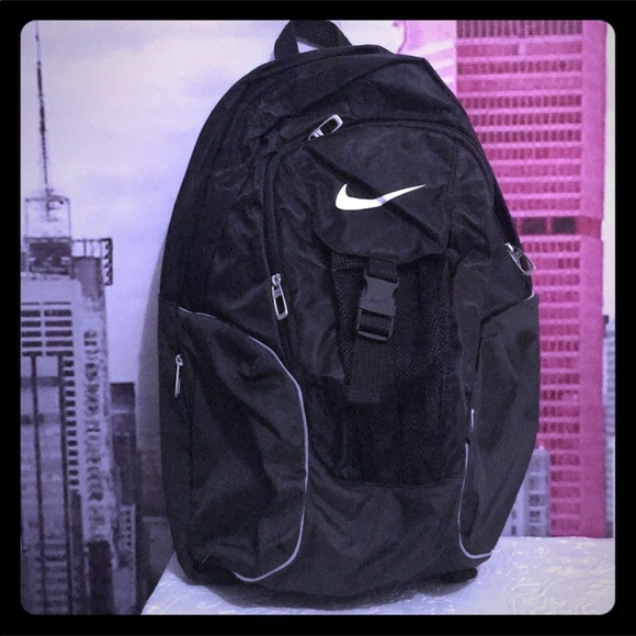 Nike Other - NWT Lightweight Nike XL backpack many pockets new